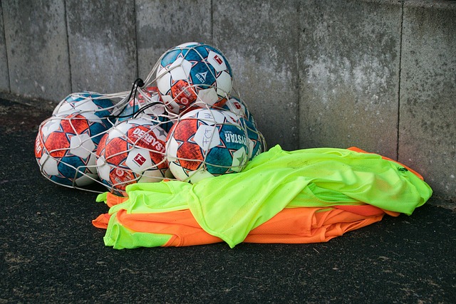 精彩的头球 精彩的头球