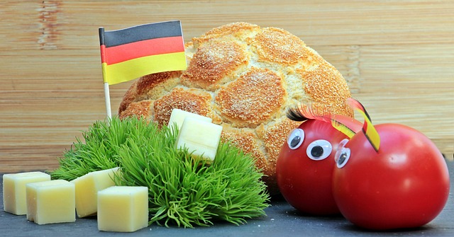 明了自己的 明了自己的